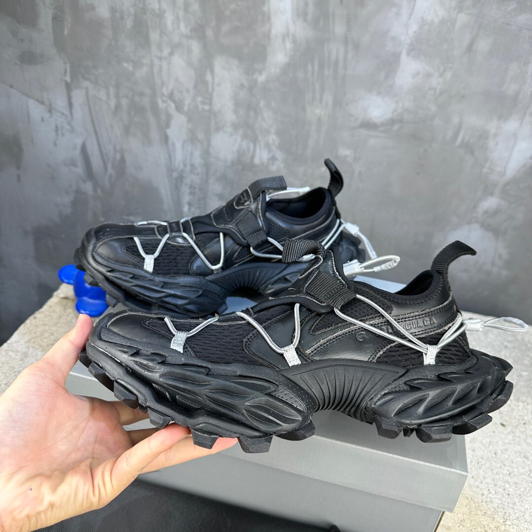 Balenciaga Hike sneaker