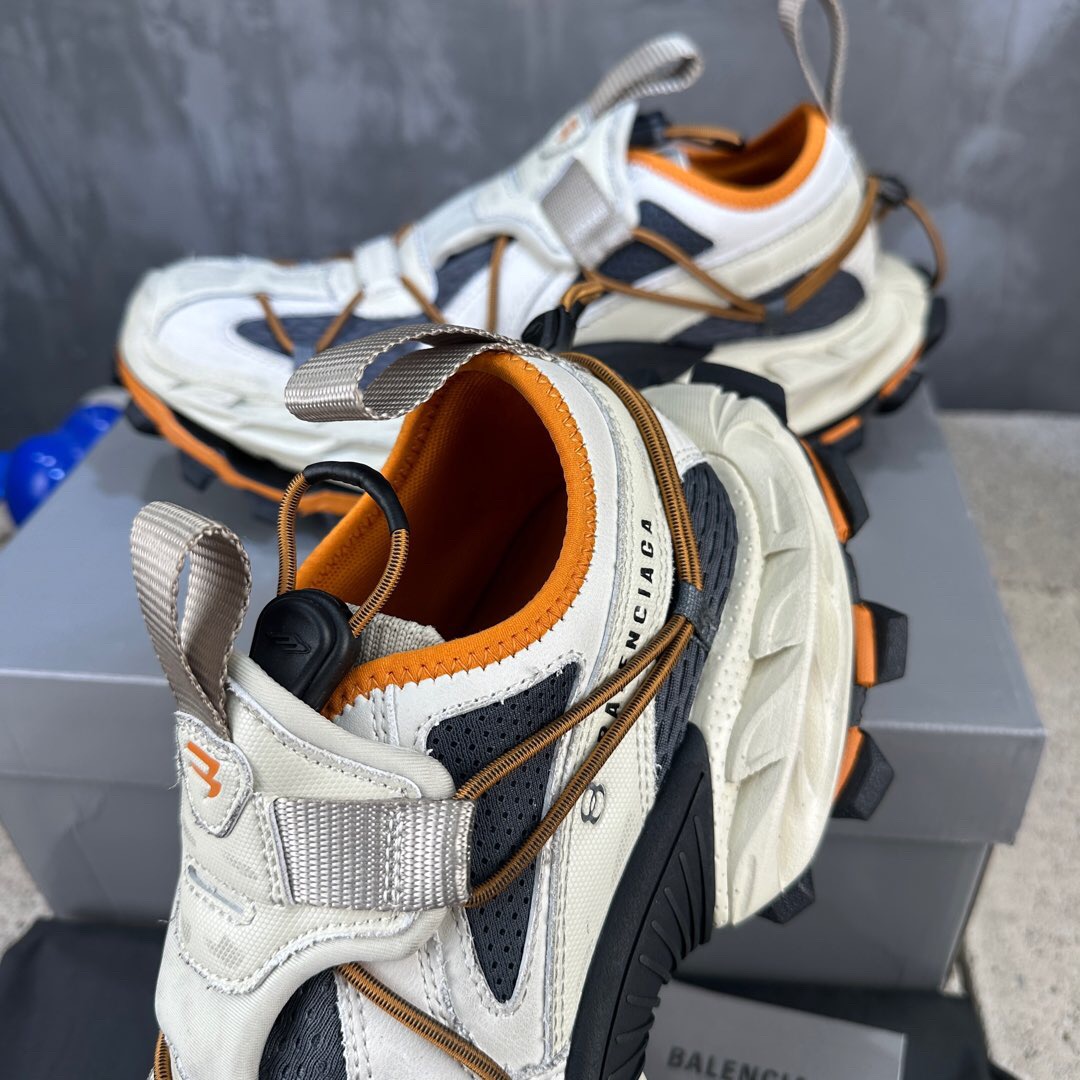 Balenciaga Hike sneaker