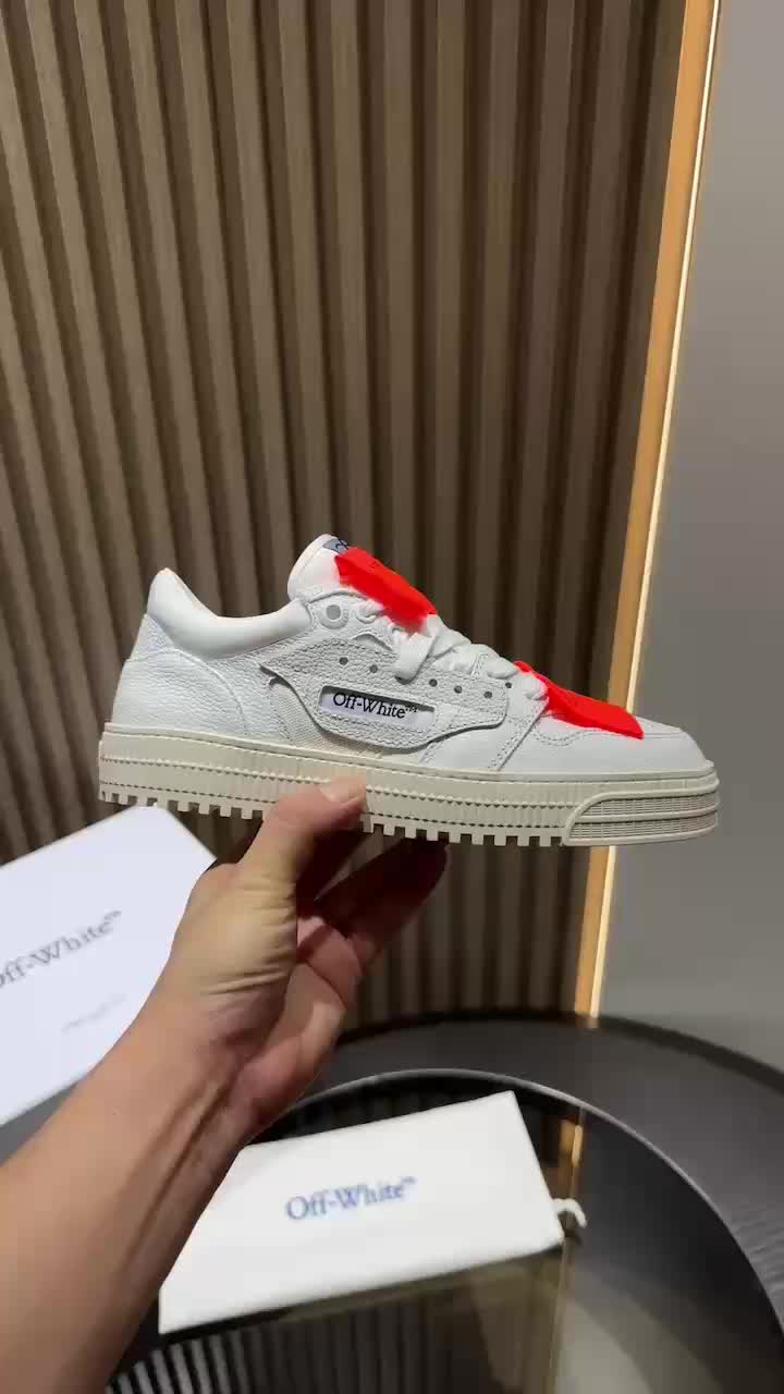 Off-white Low 3.0 Off Court Sneakers