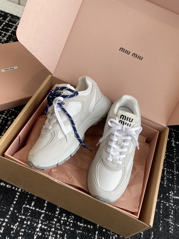 MIU M x NEW BALANCE TRAINERS