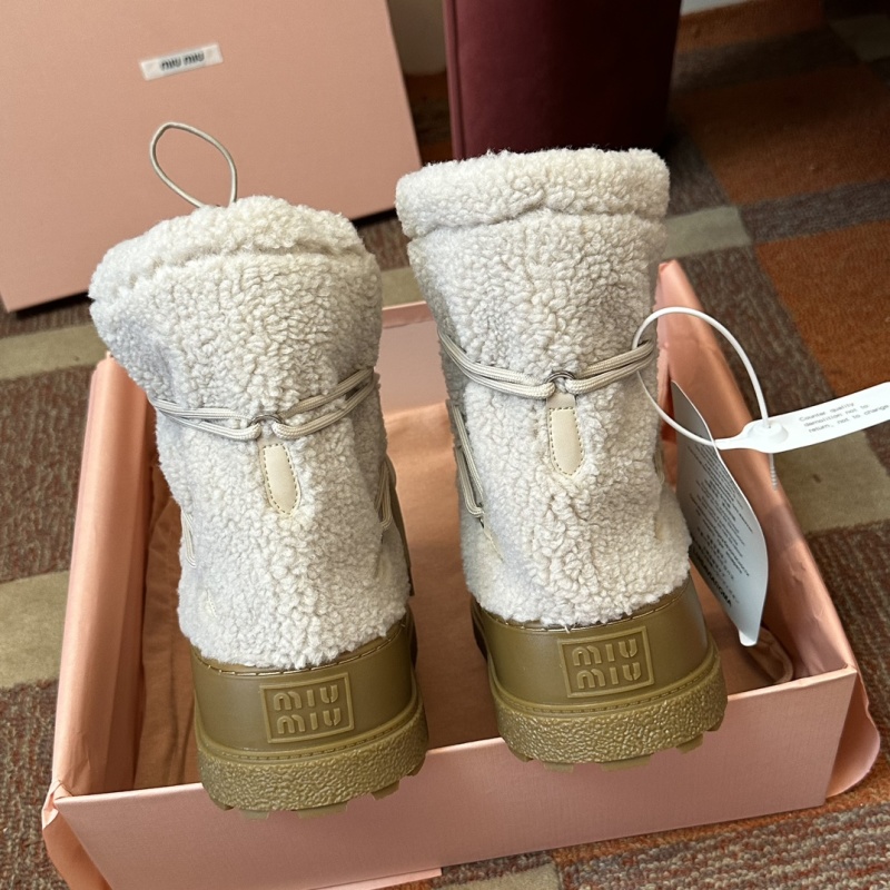 MiuMiu Woman Logo Fur Boots After Skis