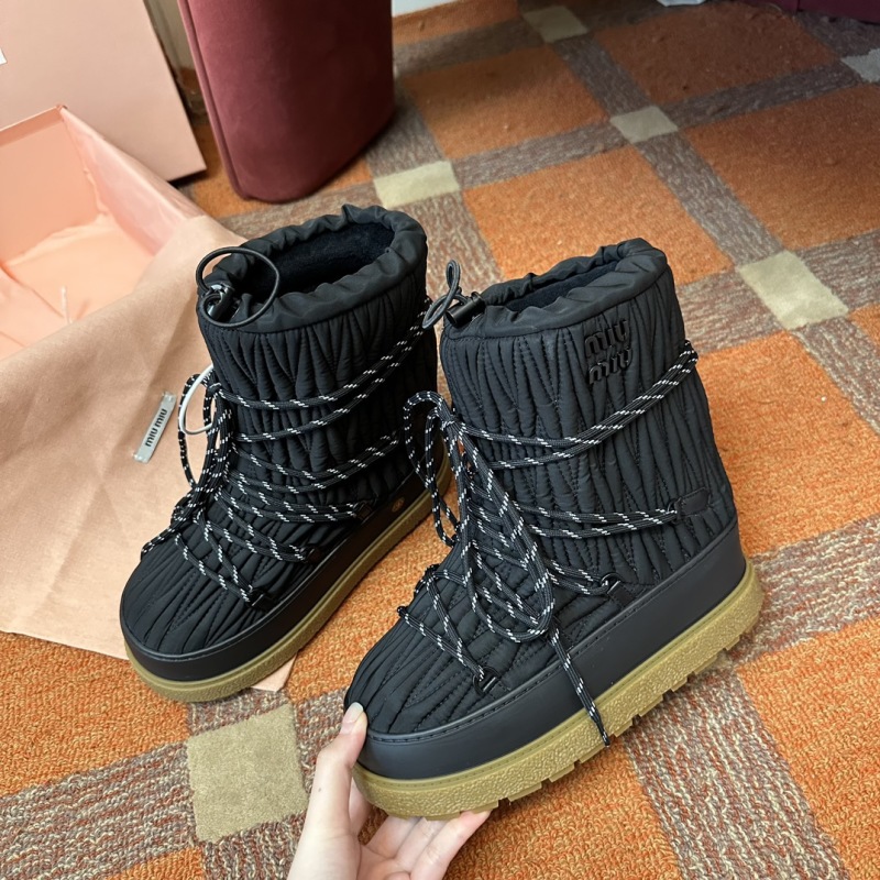 Miu Miu Logo matelassé snow boots