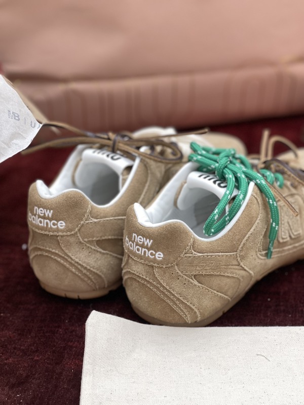 Miumiu x New Balance 530 Classic Sneaker