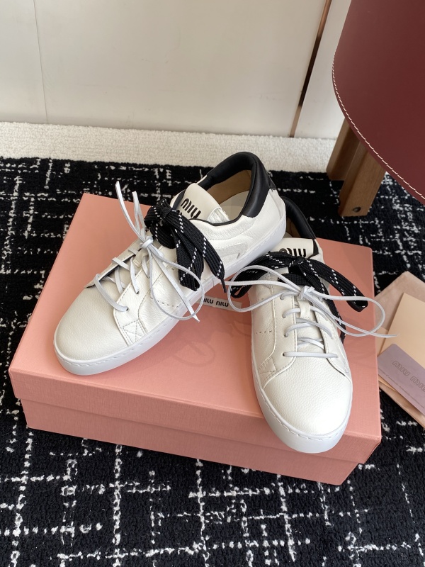 MiuMiu Sneakers