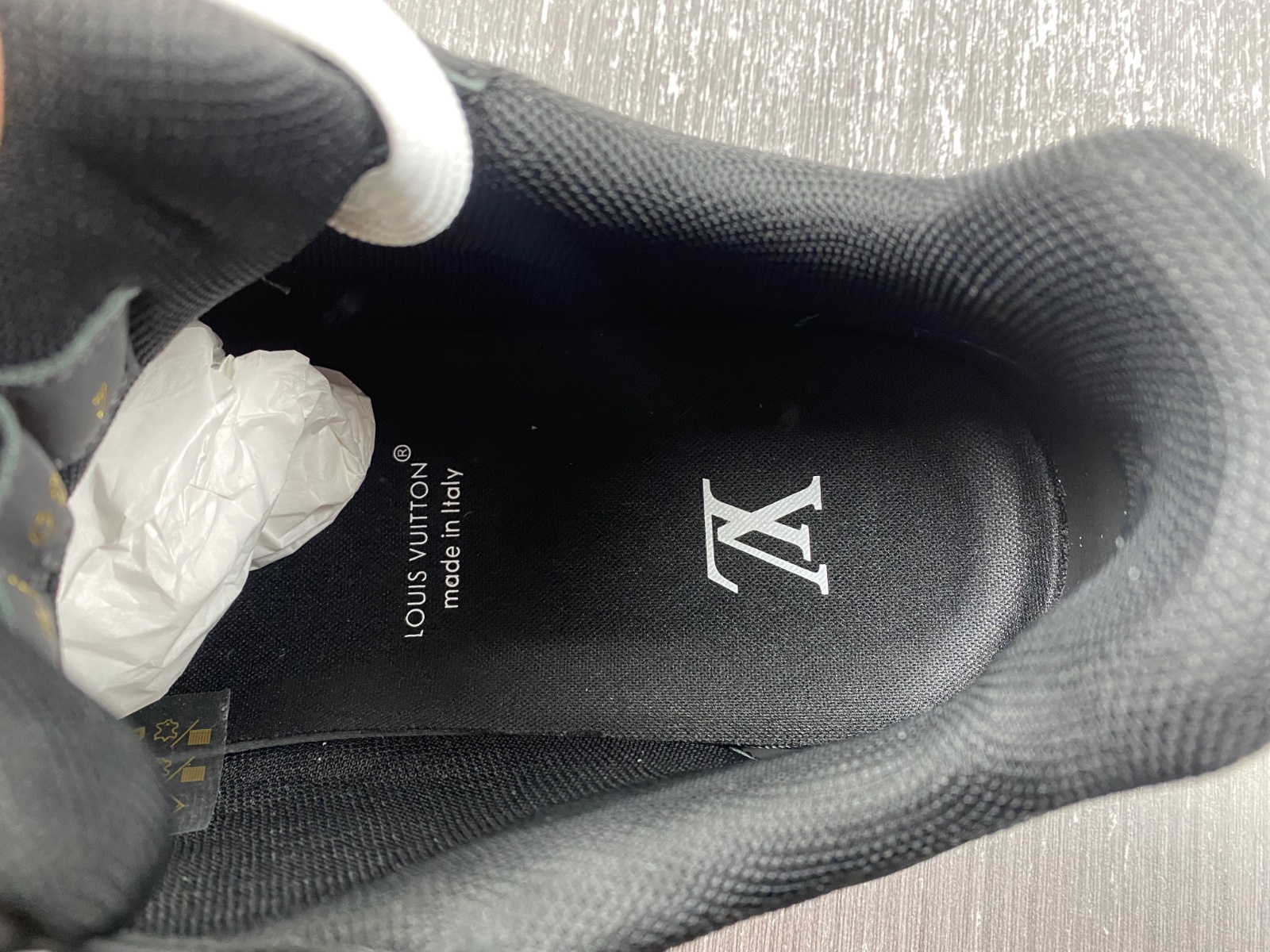 LV Trainer Sneaker