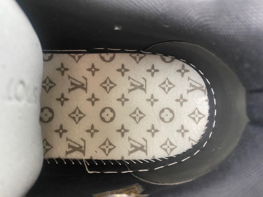 LV Trainer Sneaker