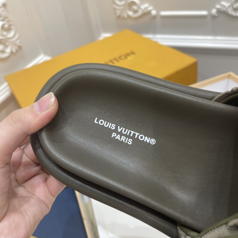 LV POOL PILLOW COMFORT MULE