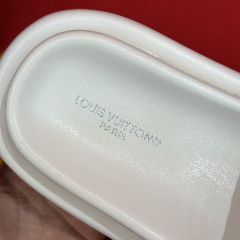 LV POOL PILLOW COMFORT MULE