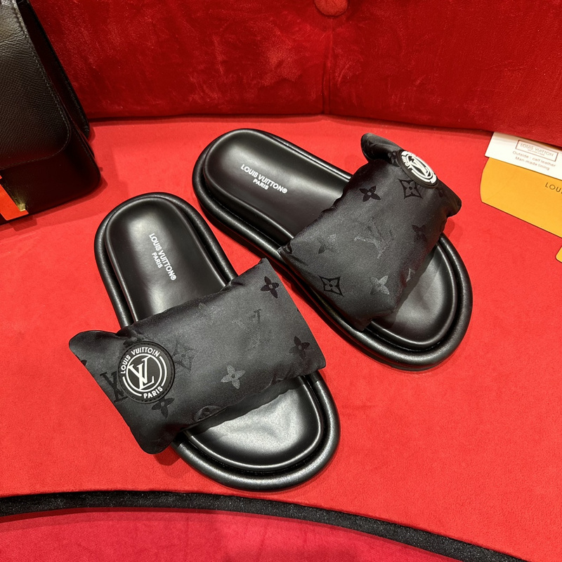 LV POOL PILLOW COMFORT MULE