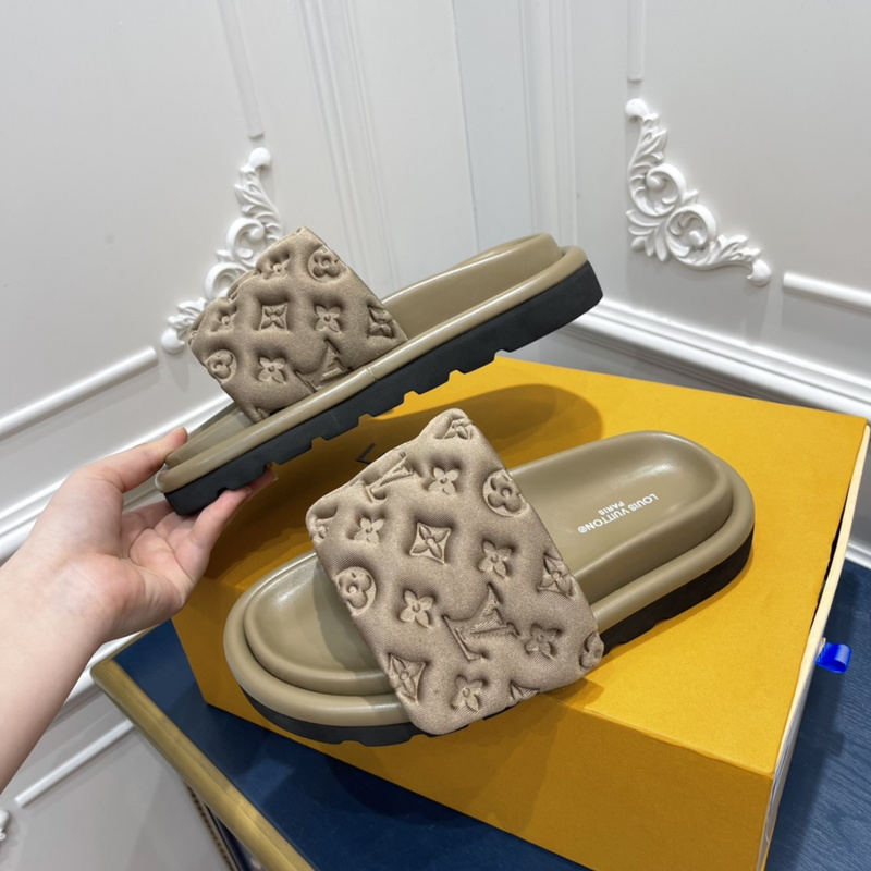 LV POOL PILLOW COMFORT MULE