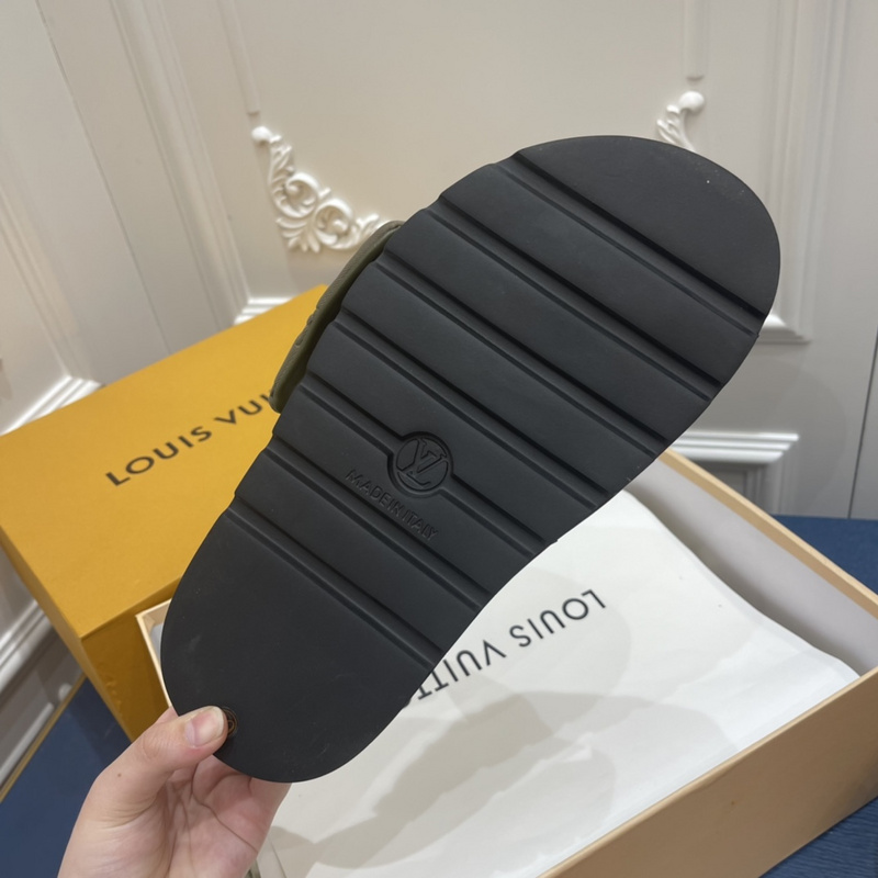 LV POOL PILLOW COMFORT MULE