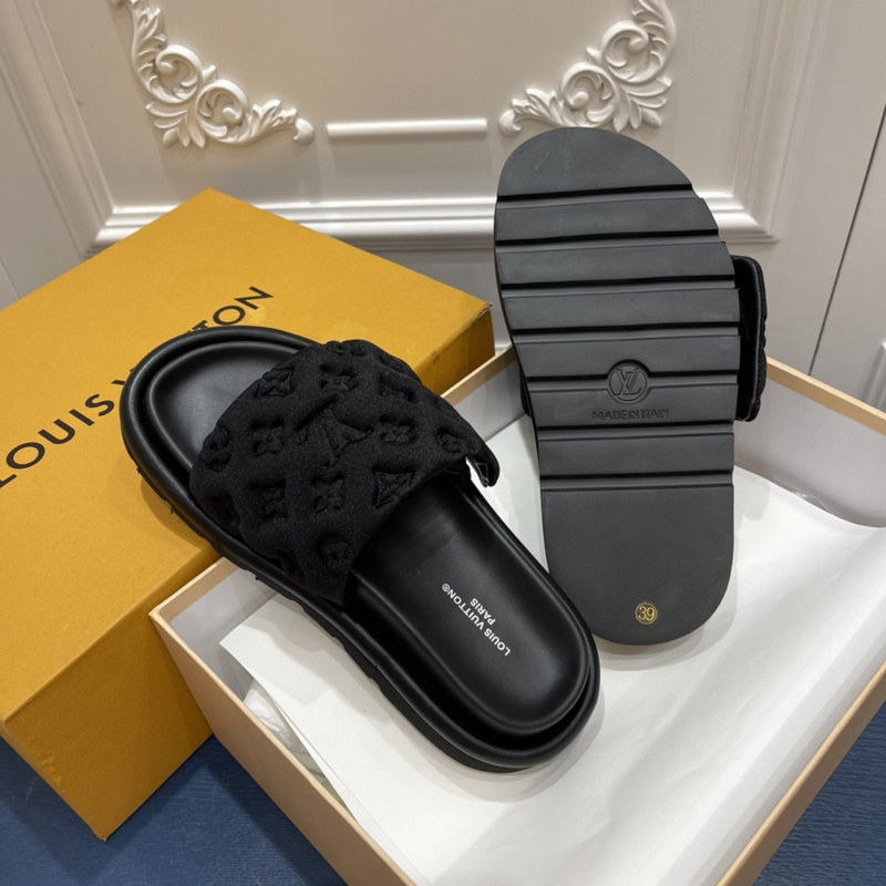 LV POOL PILLOW COMFORT MULE