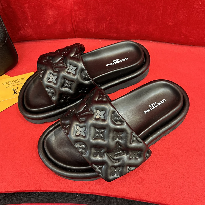 LV POOL PILLOW COMFORT MULE