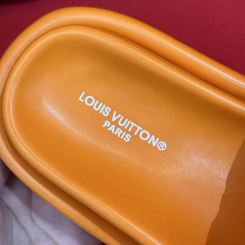 LV POOL PILLOW COMFORT MULE