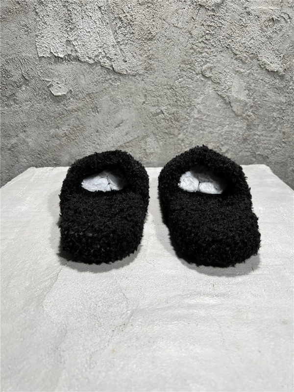 Balenciaga wool Slippers
