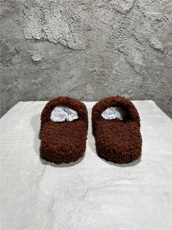 Balenciaga wool Slippers