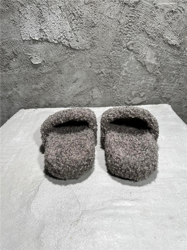 Balenciaga wool Slippers