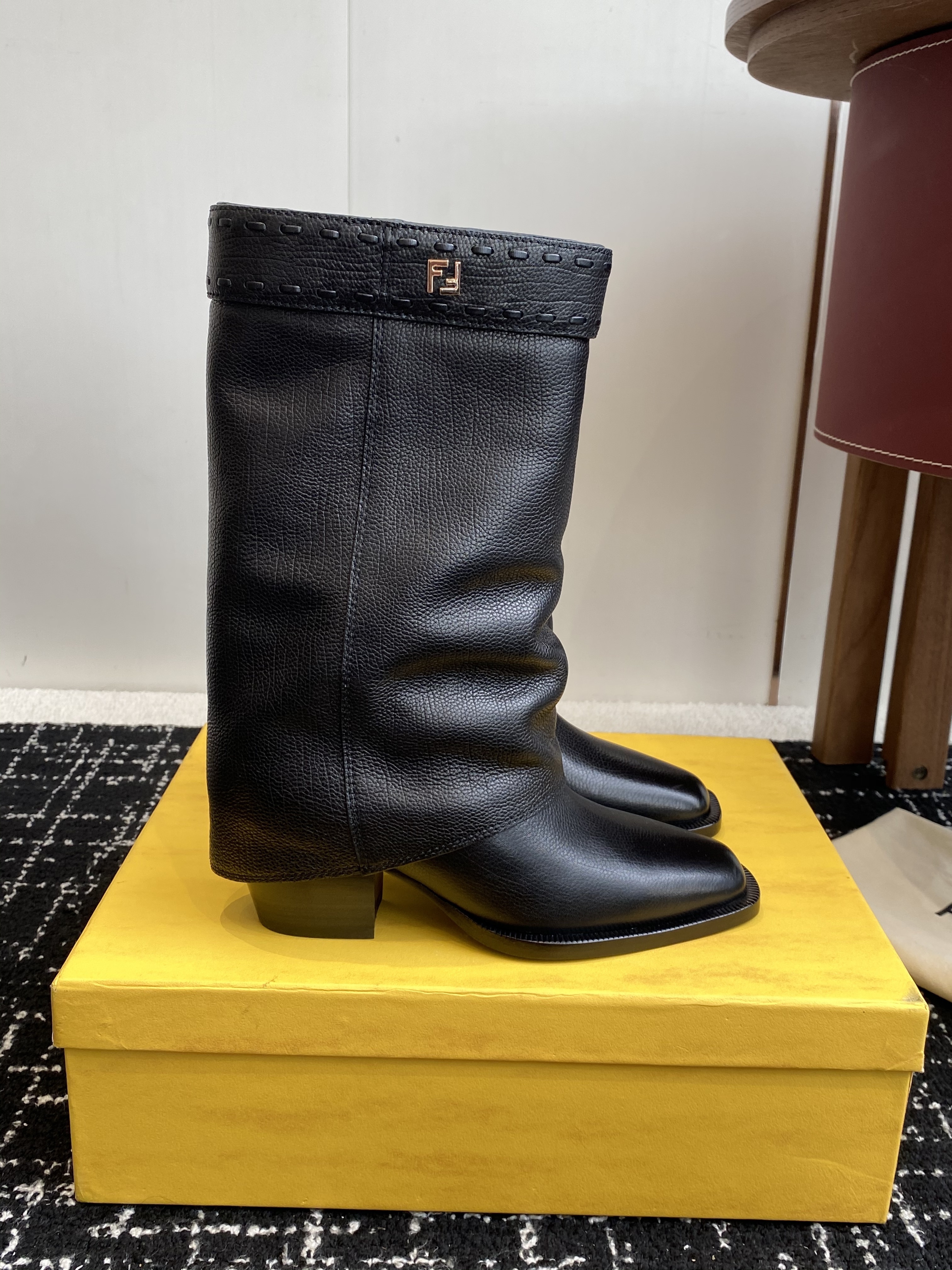 Fendi Boots