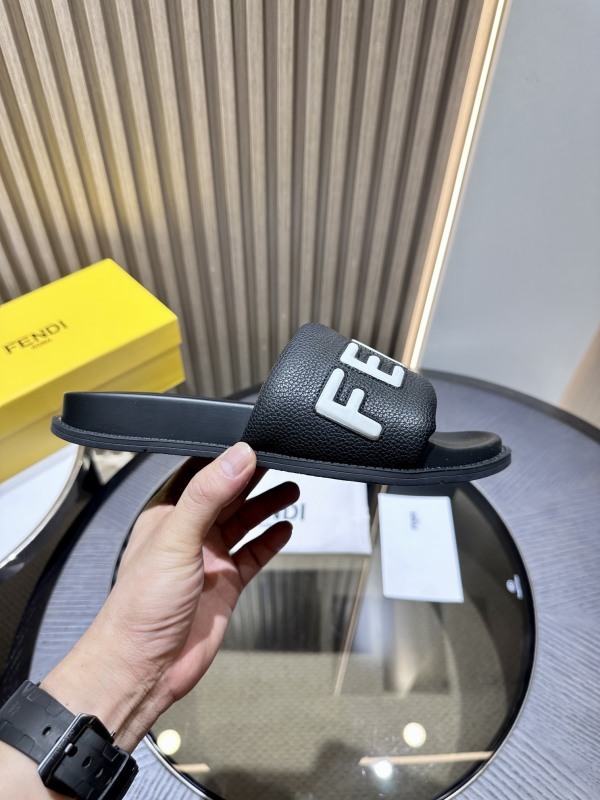 Fendi Slippers