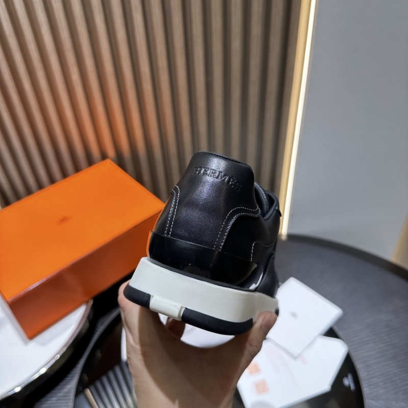 Hermes Trail Sneaker