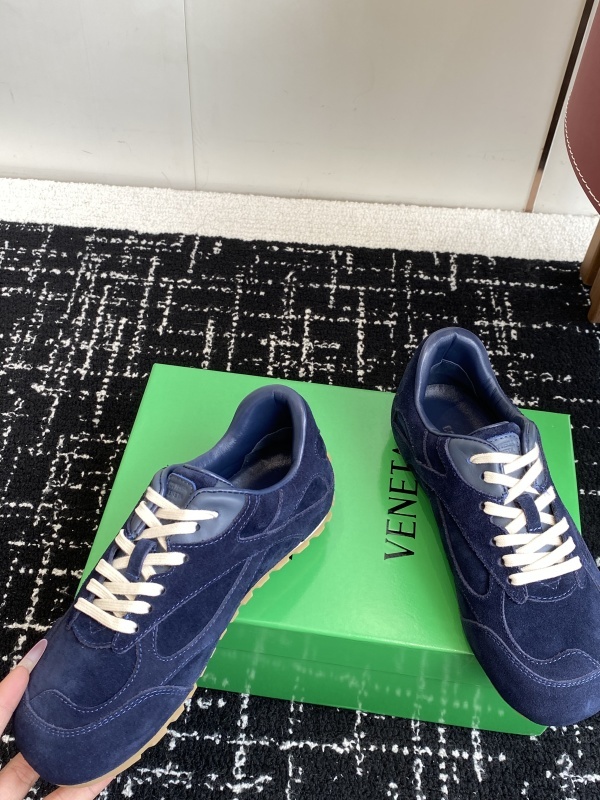 Bottega Veneta Orbit Flash Low Top Sneaker