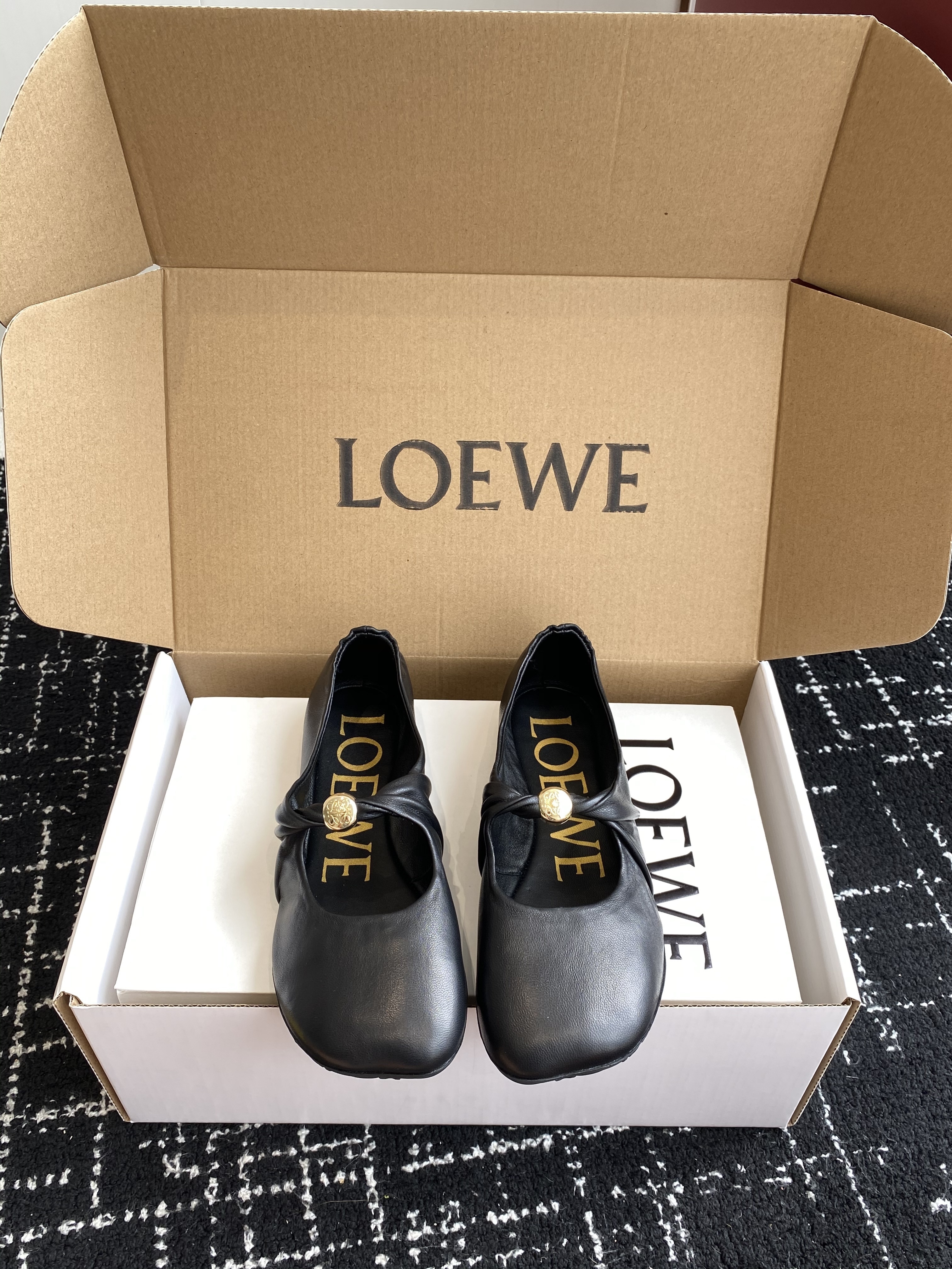 Loewe Pebble Ballerinas