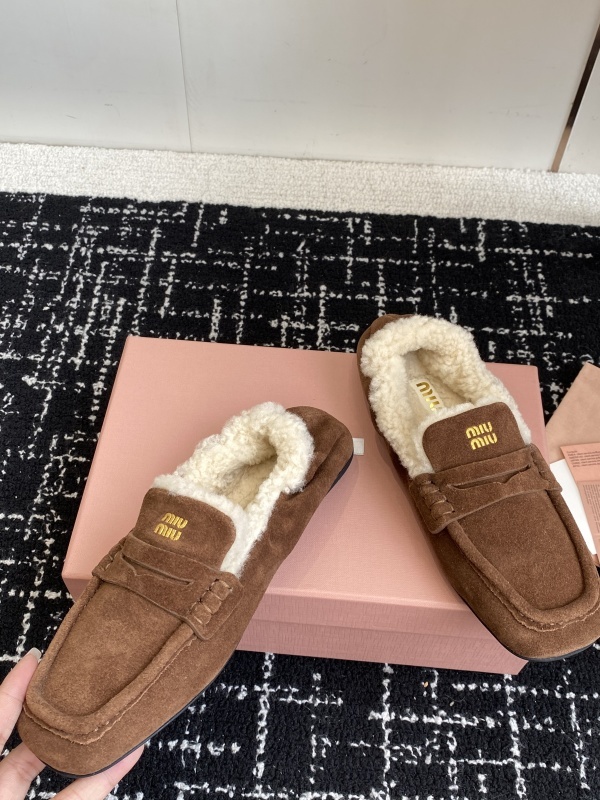 Cocoa Brown Ruches Suede Loafers