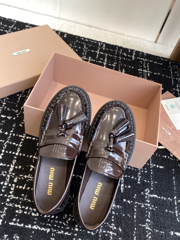 Miu Miu Mocassini Leather Loafer Flats